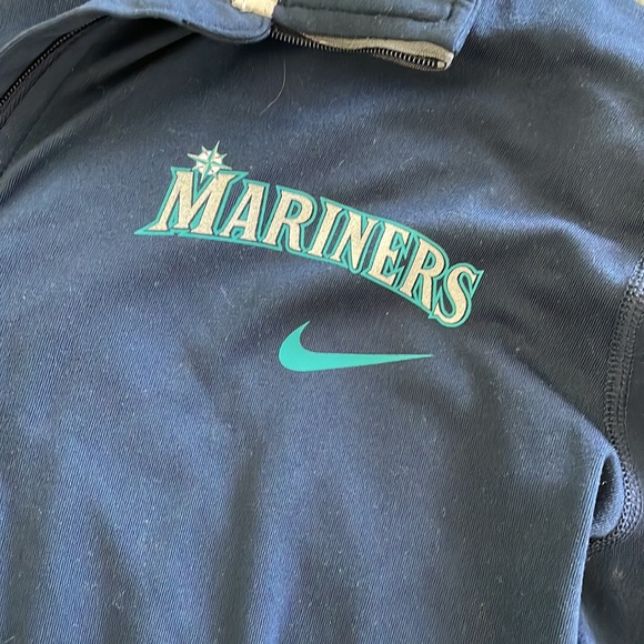 Mariner’s Quarterzip - Picture 2 of 3